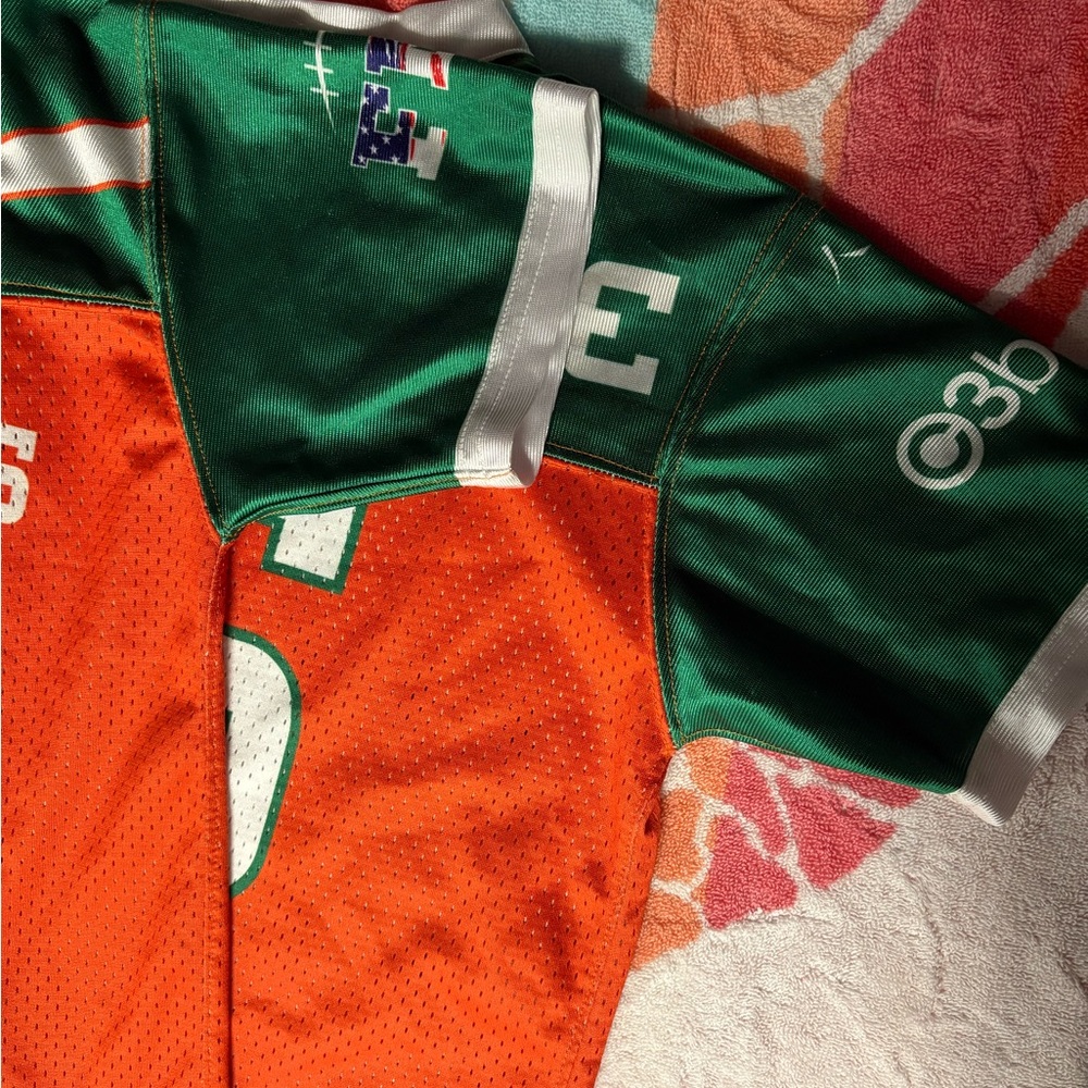 Hurricanes #15 Buttrose Jersey Youth Medium - Picture 6 of 11